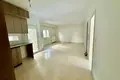 Mieszkanie 4 pokoi 124 m² Peristasi, Grecja