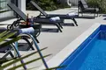 Вилла 4 спальни 300 м² Макарска, Хорватия