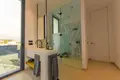 4-Schlafzimmer-Villa 702 m² lAlfas del Pi, Spanien