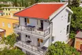 Haus 7 Schlafzimmer  Dobra Voda, Montenegro