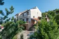 Haus 2 Schlafzimmer 175 m² Lustica, Montenegro