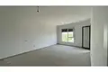 Mieszkanie 2 pokoi 74 m² Paskuqan, Albania