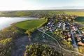 Land 1 287 m² Manieczki, Poland