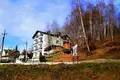 Andere 850 m² Schidnyzja, Ukraine