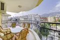 Complexe résidentiel Luxurious penthouse with a large private terrace