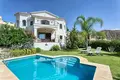 4-Schlafzimmer-Villa 412 m² Abadin, Spanien