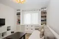 Appartement 3 chambres 77 m² Jodzina, Bélarus