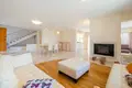 Wohnung 5 zimmer  Agios Tychonas, Zypern