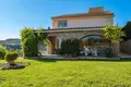 Haus 4 Schlafzimmer 356 m² Dos Hermanas, Spanien