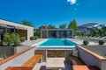 Haus 5 Schlafzimmer 350 m² Vodnjan, Kroatien
