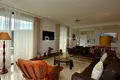 Mieszkanie 2 pokoi 120 m² w Francja, Francja
