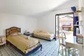 5 bedroom villa 300 m² Briatico, Italy