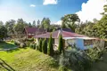 Cottage 6 bedrooms 200 m² Mirski sielski Saviet, Belarus