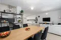 Dom 5 pokojów 217 m² Piaseczno, Polska