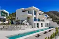 Villa 8 bedrooms 698 m² Finestrat, Spain