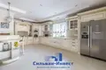 Коттедж 453 м² Валерьяново, Беларусь