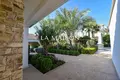 6 bedroom house 676 m² Pervolia, Cyprus