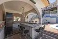 Haus 5 Schlafzimmer 504 m² Dos Hermanas, Spanien