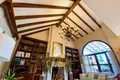 5-Schlafzimmer-Villa 295 m² Torrevieja, Spanien