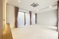 Квартира 4 спальни 450 м² Си Сунтон, Таиланд