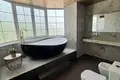 5 bedroom house 400 m² Dos Hermanas, Spain