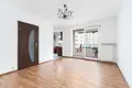 Commercial property 53 m² in Warsaw, Poland