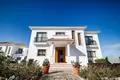 4 bedroom Villa 220 m² Girne Belediyesi, Northern Cyprus