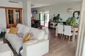 Dom 5 pokojów 355 m² Dos Hermanas, Hiszpania