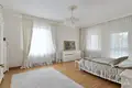 Casa 6 habitaciones 650 m² Marupe, Letonia