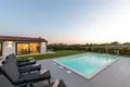 Haus 3 Schlafzimmer 290 m² Brtonigla, Kroatien