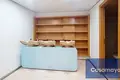 Commercial property 83 m² in Alicante, Spain