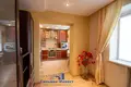 Mieszkanie 2 pokoi 77 m² Mińsk, Białoruś