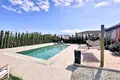 3 bedroom house 269 m² Dos Hermanas, Spain