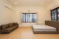 5 room villa 562 m² in Sangkat Boeng Keng Kang Ti Muoy, Cambodia