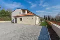 Casa 4 habitaciones 300 m² Opcina Tinjan, Croacia