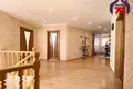 Дом 200 м² Слуцк, Беларусь