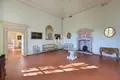 Villa 50 habitaciones 6 000 m² Milán, Italia