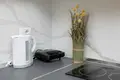 Apartamento vacacional con vistas al mar y alquiler diario en Vlora, al sur de Albania