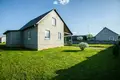 Casa 97 m² Litvienski sielski Saviet, Belarús