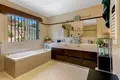 6 bedroom house 737 m² Dos Hermanas, Spain