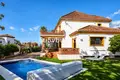4 bedroom house 490 m² San Pedro Alcantara, Spain