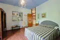 6-Zimmer-Villa 1 400 m² Arona, Italien