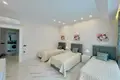 3 bedroom apartment 180 m² Alanya, Turkey