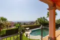 Haus 4 Schlafzimmer 428 m² Dos Hermanas, Spanien