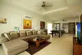 villa de 7 chambres 650 m² Rawai, Thaïlande
