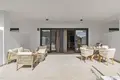 Mieszkanie 2 pokoi 115 m² Dos Hermanas, Hiszpania
