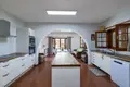Квартира 4 комнаты 760 м² Строволос, Кипр