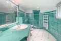 Villa de tres dormitorios 280 m² Francia, Francia