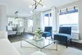 2 bedroom apartment 74 m² in London, United Kingdom