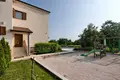 Dom 4 pokoi 294 m² Pula, Chorwacja